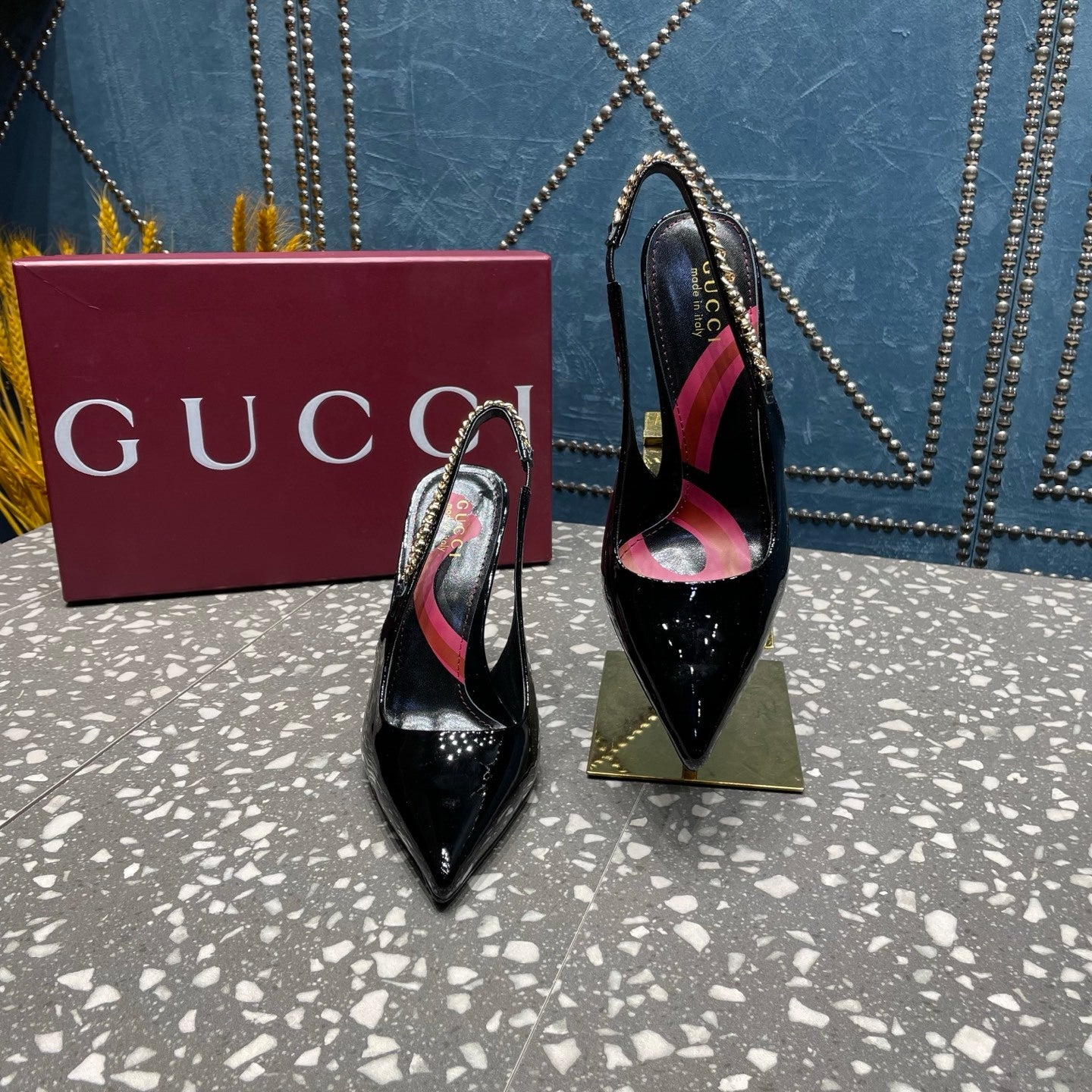 BLACK PATENT CHAIN SLINGBACK PUMPS