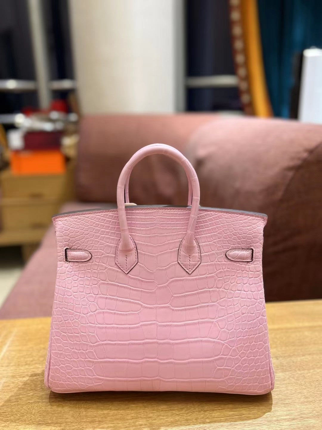 BLUSH PINK MATTE CROCODILE EMBOSSED LUXURY STRUCTURED HANDBAG