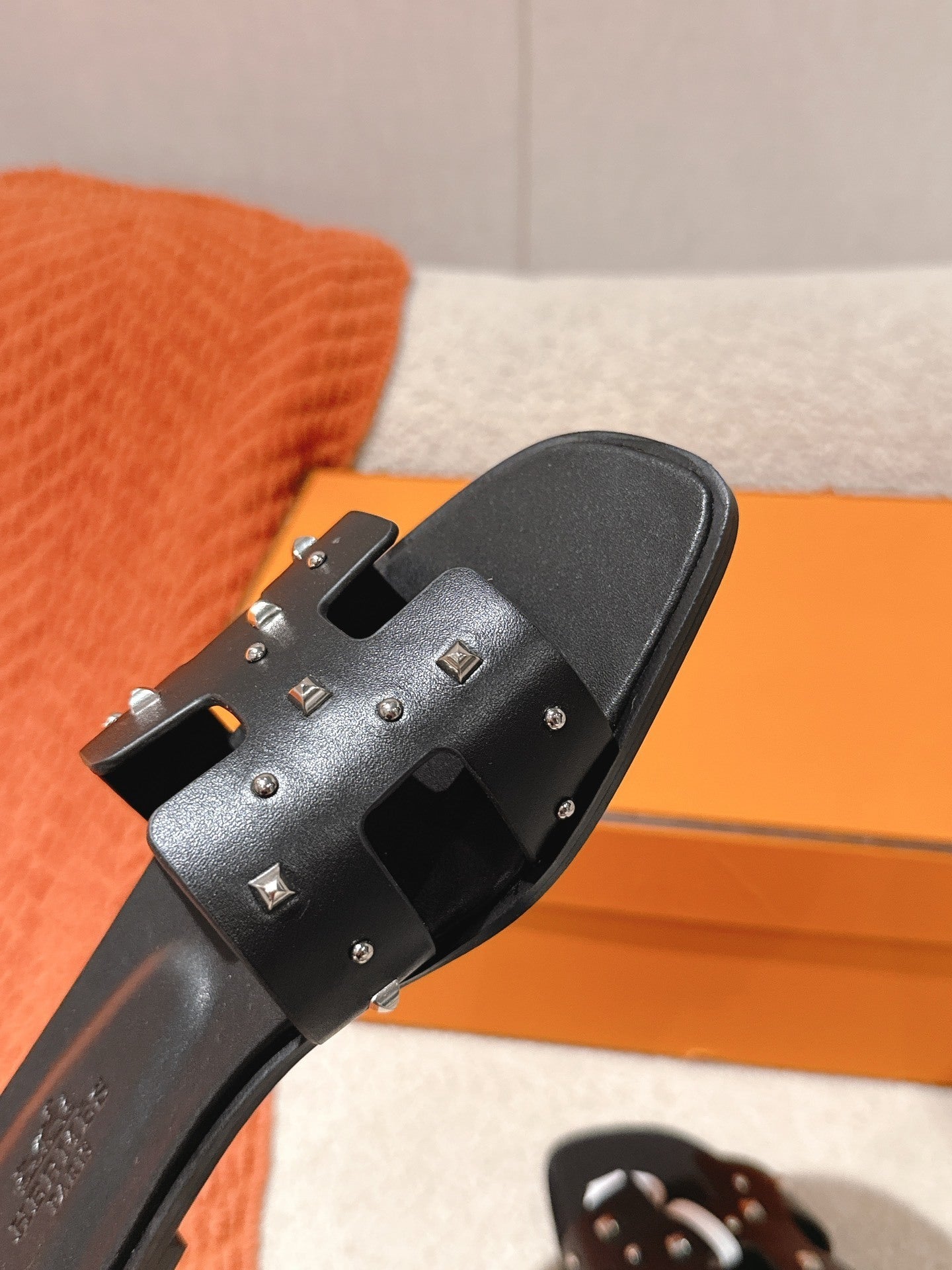 BLACK STUDDED LEATHER SLIDE SANDALS