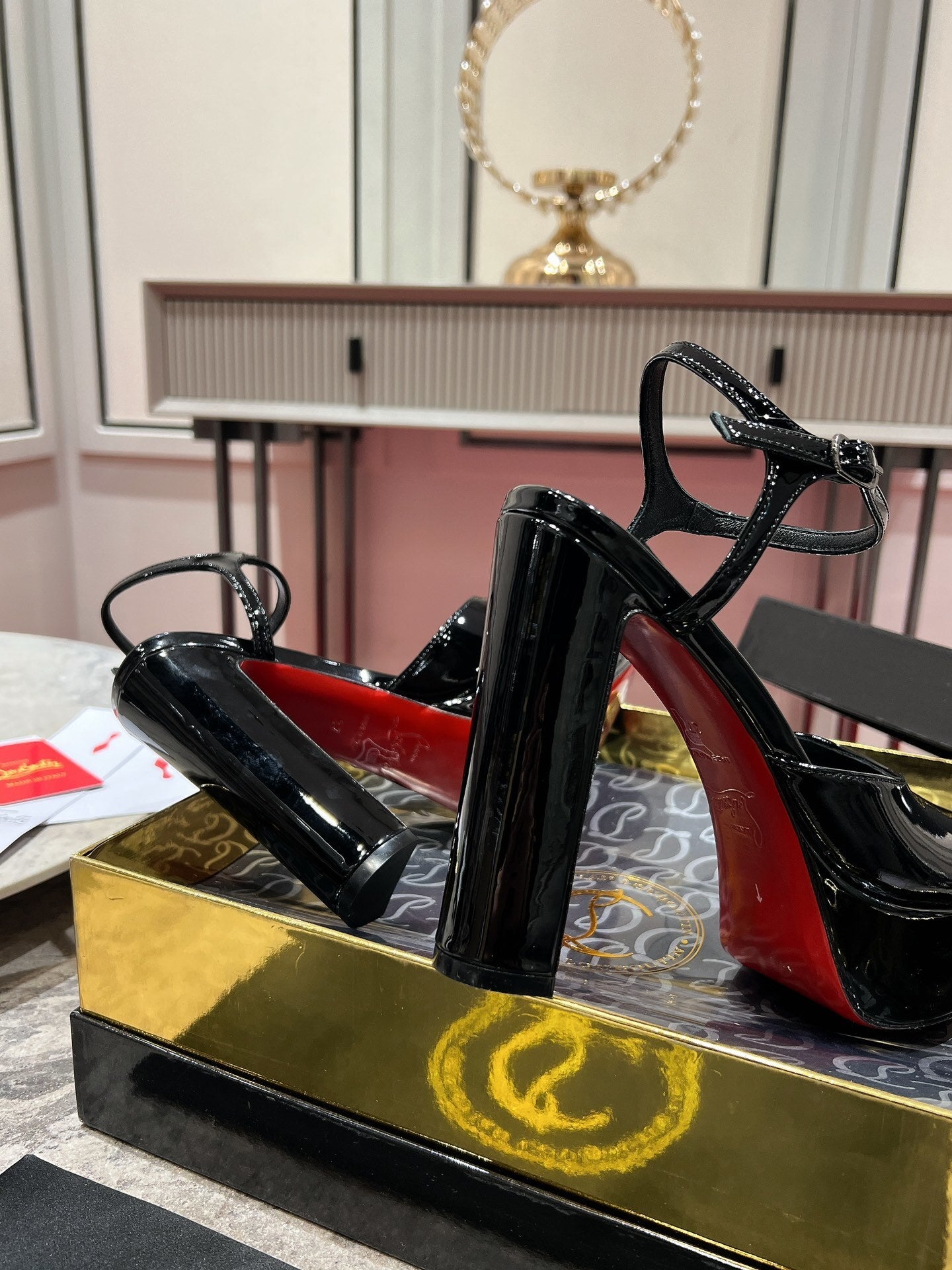 BLACK PATENT PLATFORM ANKLE STRAP HEELS