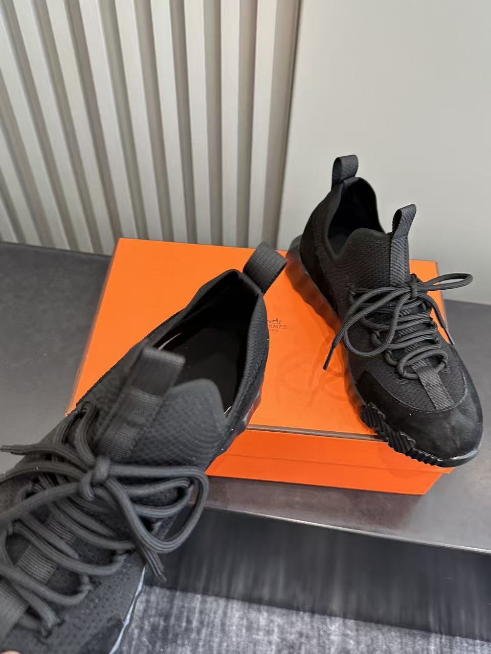 BLACK TECH-KNIT SNEAKERS WITH SUEDE PANELS & SCULPTED SOLE