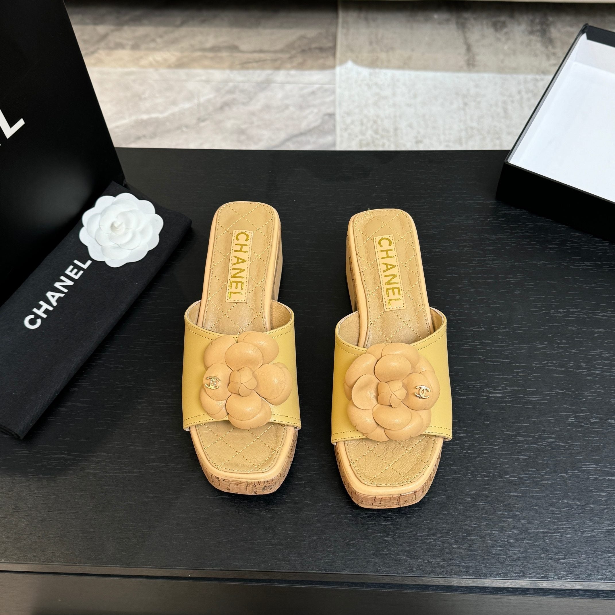 BUTTER YELLOW FLORAL PLATFORM SLIDE SANDALS