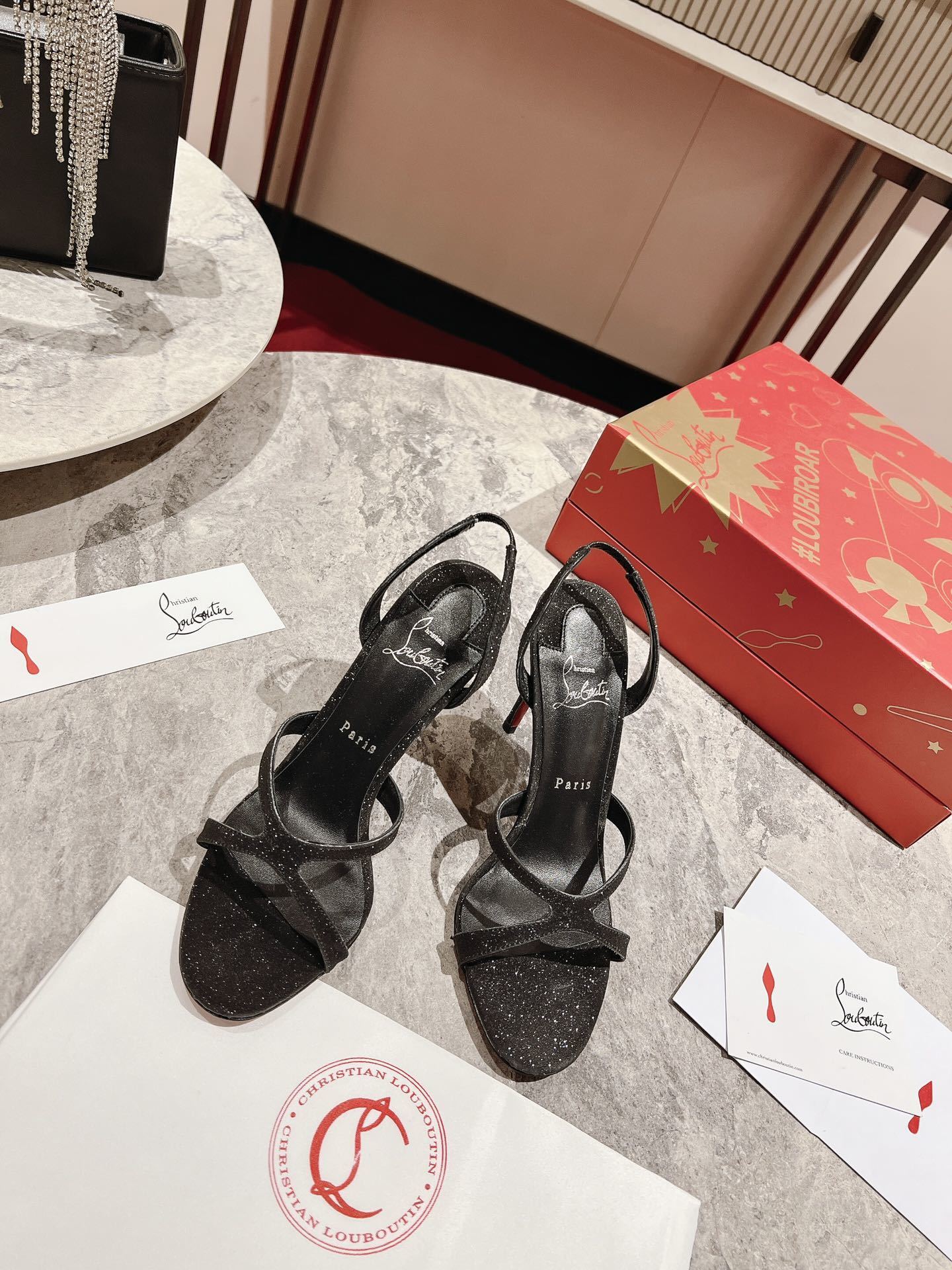BLACK GLITTER STRAP SANDAL HEELS
