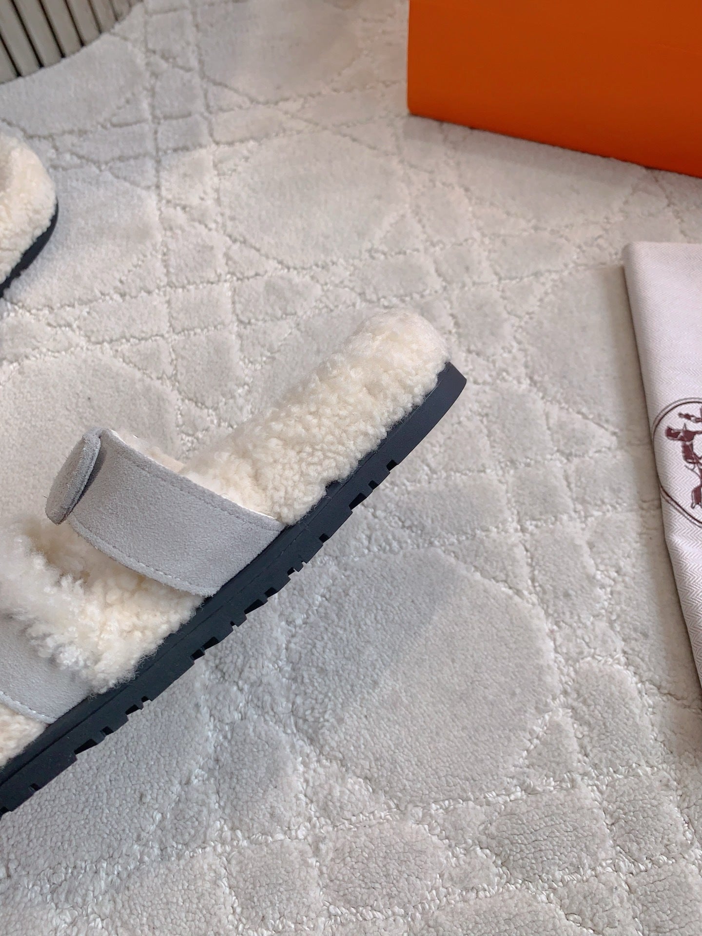 COZY SHEARLING STYLE SLIDES WITH ADJUSTABLE STRAP