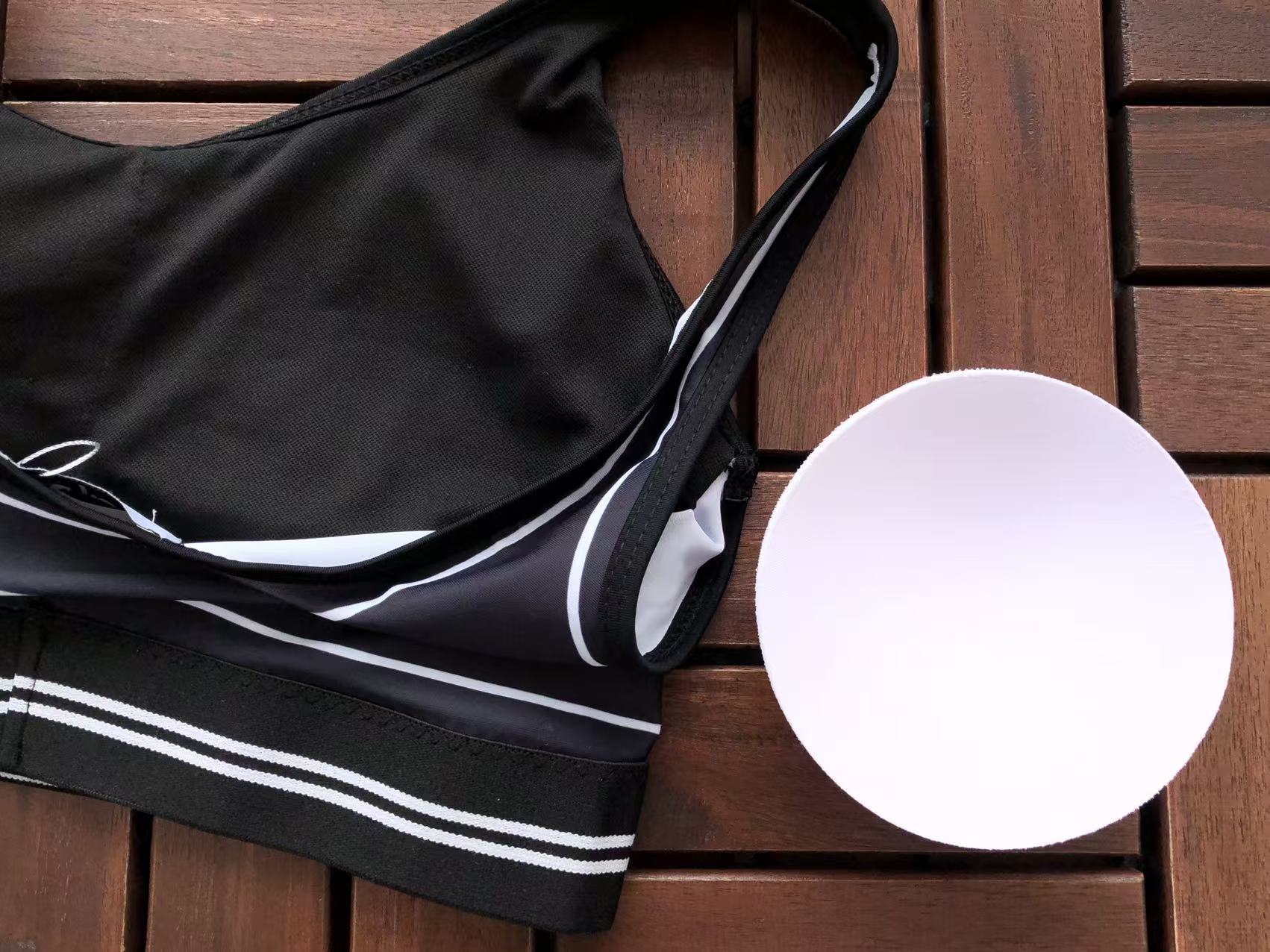 CONTRAST TRIM SPORTS BRA & LEGGINGS SET