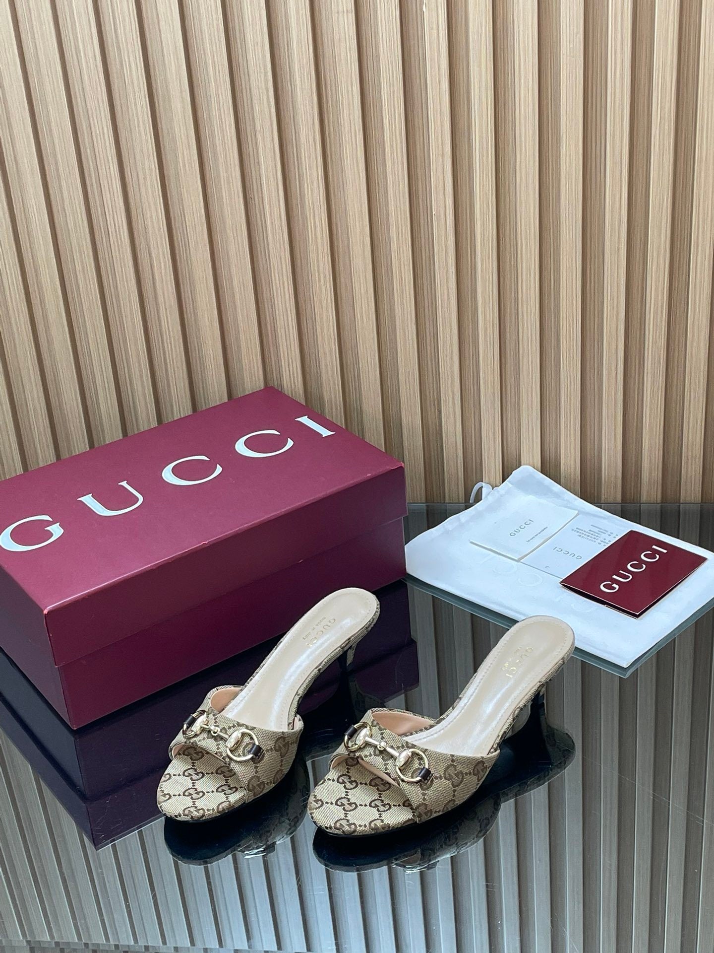 BEIGE PATTERNED HEELED MULE SANDALS