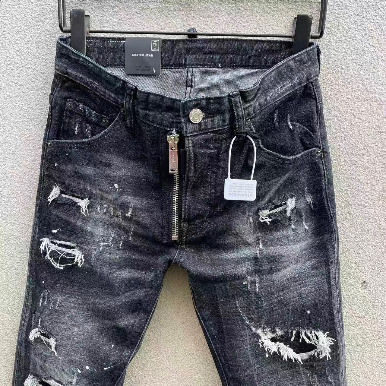 DISTRESSED ZIP SKINNY JEANS