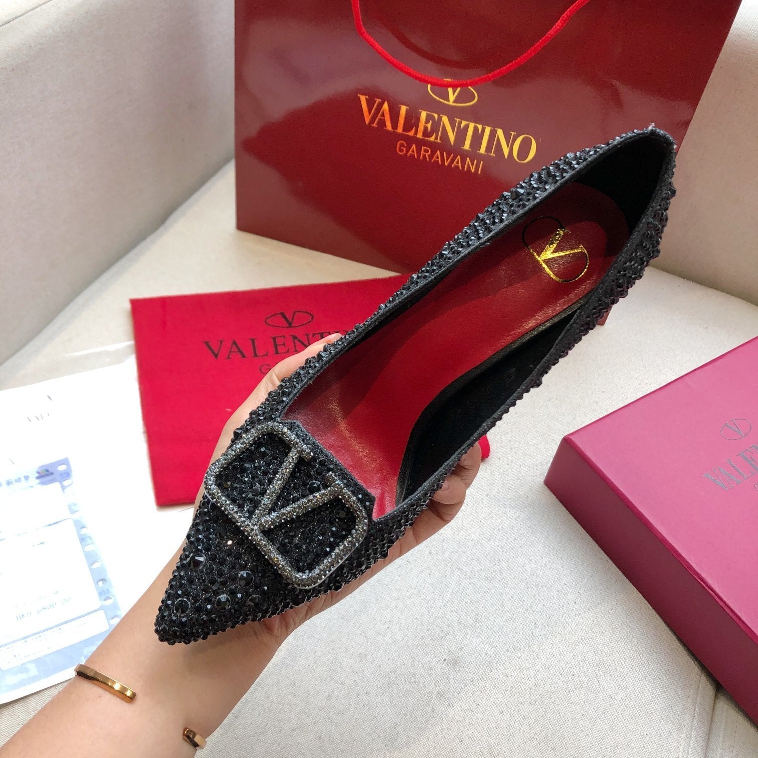 CRYSTAL EMBELLISHED HIGH HEEL PUMPS WITH SIGNATURE V BUCKLE