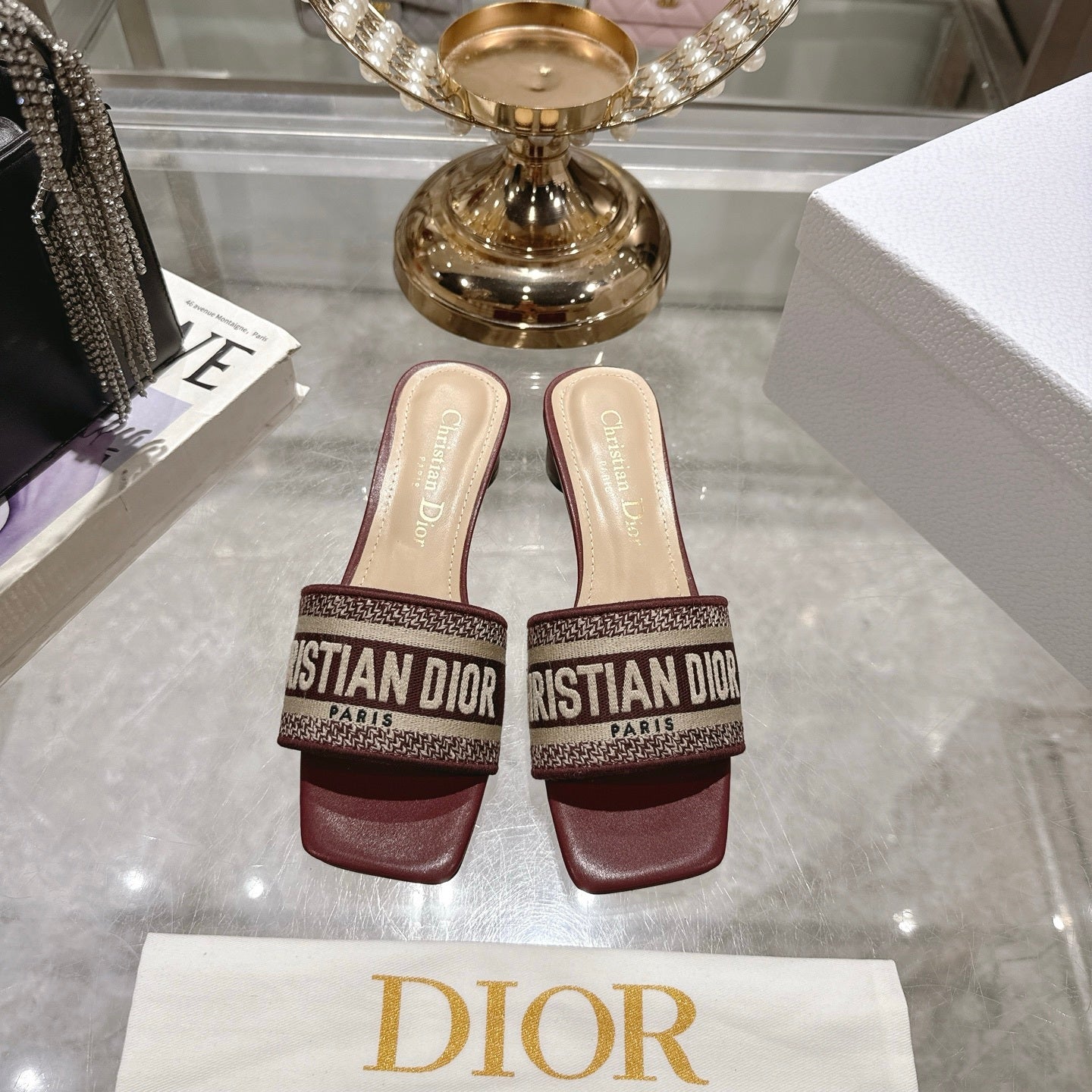 LOGO JACQUARD LOW HEEL MULES – BURGUNDY