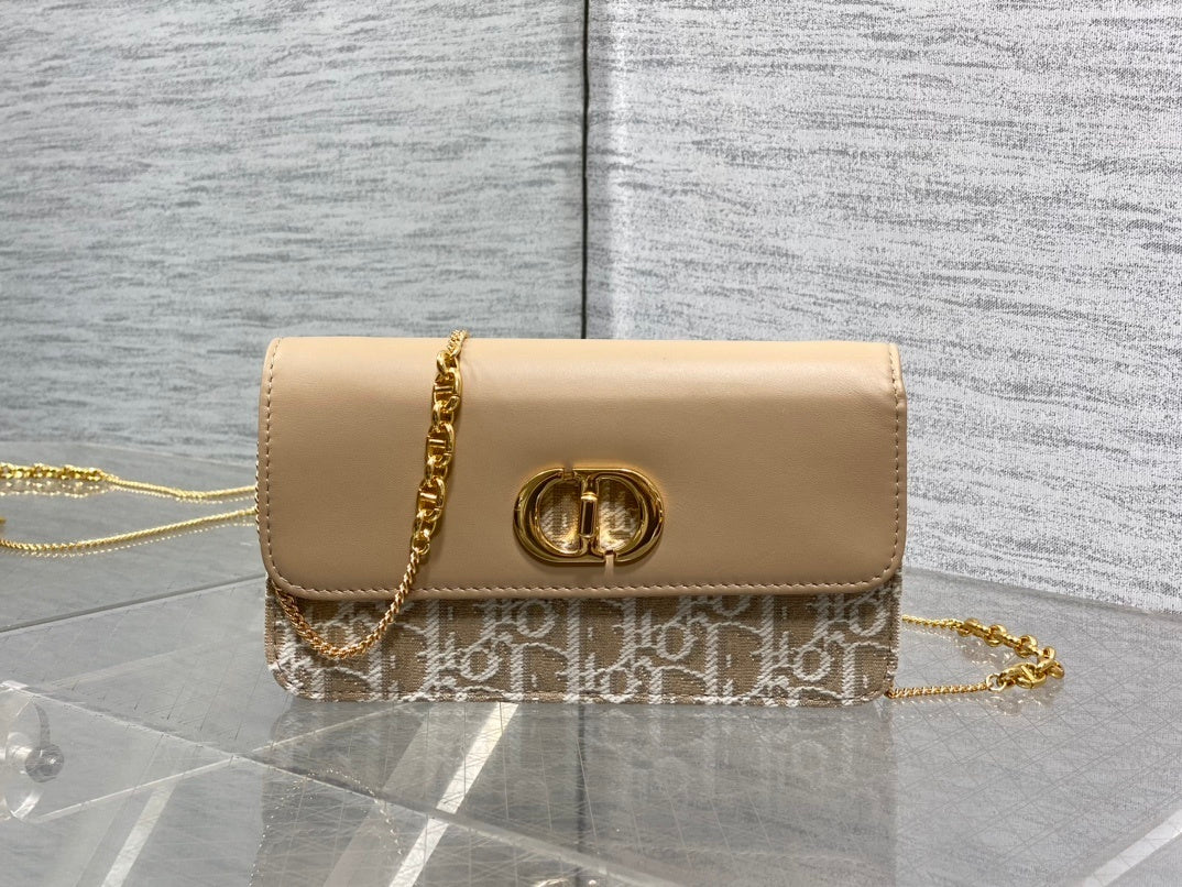 BEIGE MONOGRAM CHAIN WALLET BAG