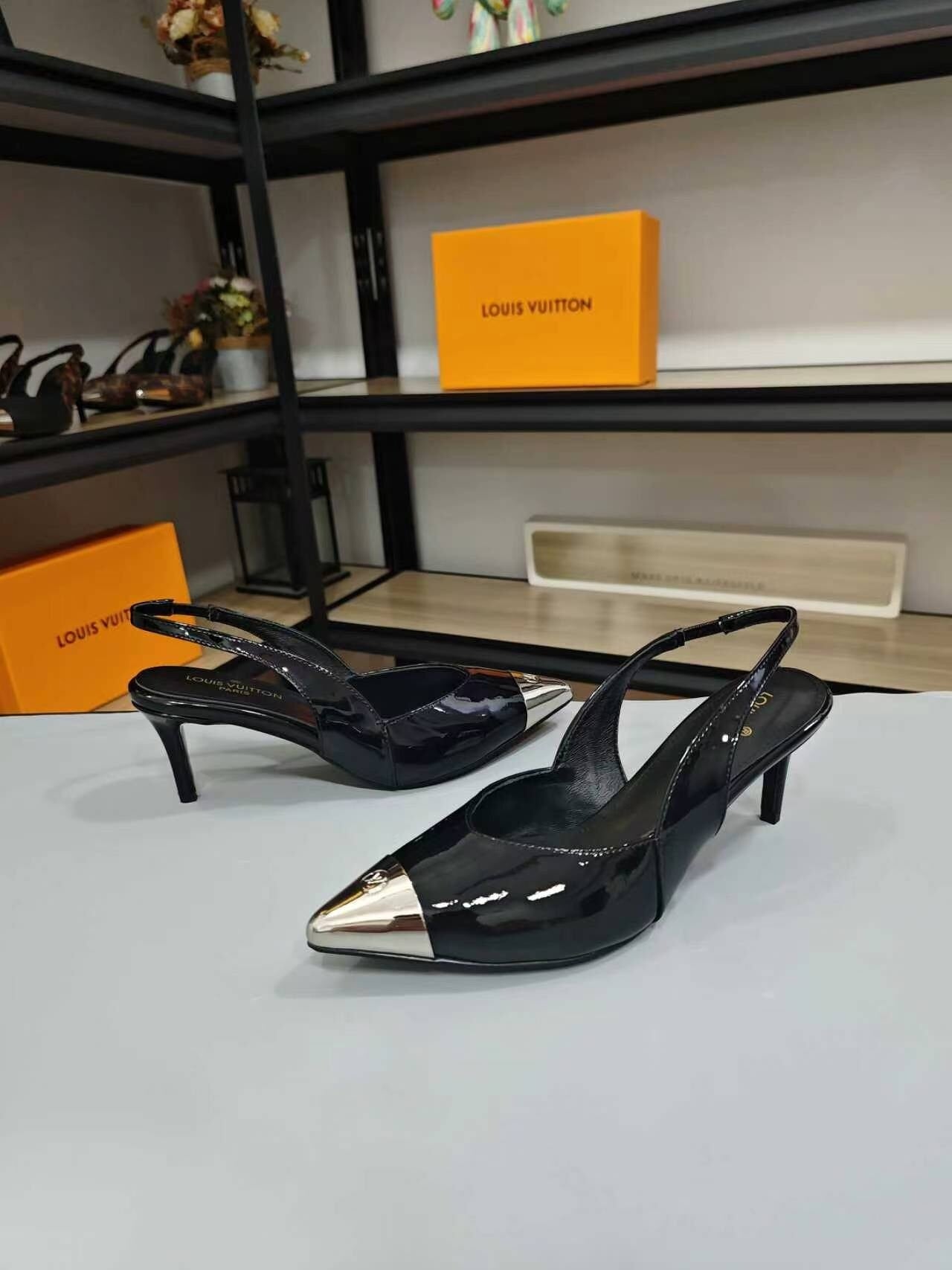 BLACK PATENT SLINGBACK HEELS WITH METAL TOE CAP