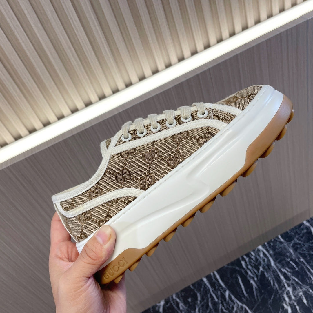BEIGE MONOGRAM LOW-TOP SNEAKERS