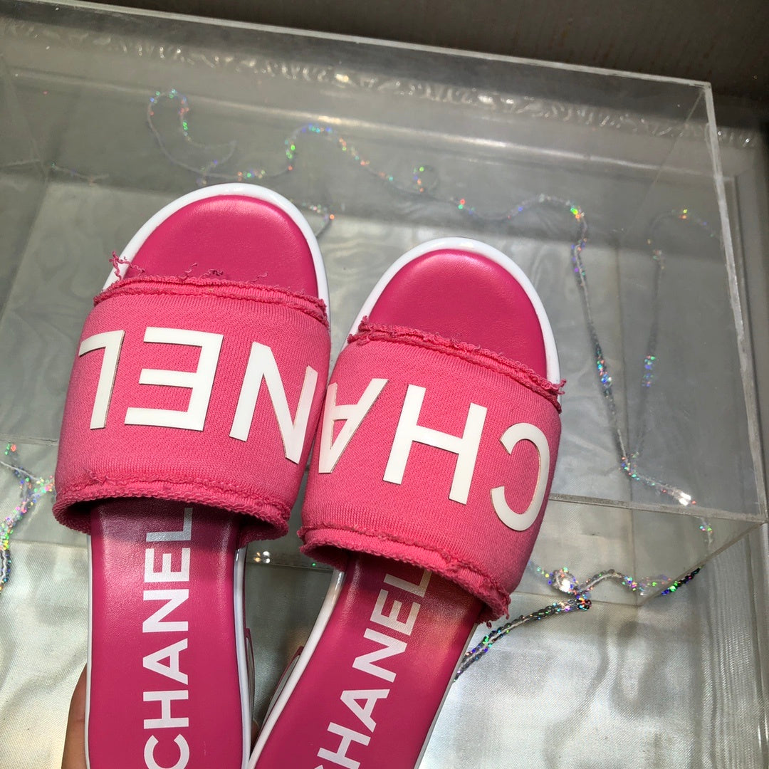 PINK LOGO SLIDES