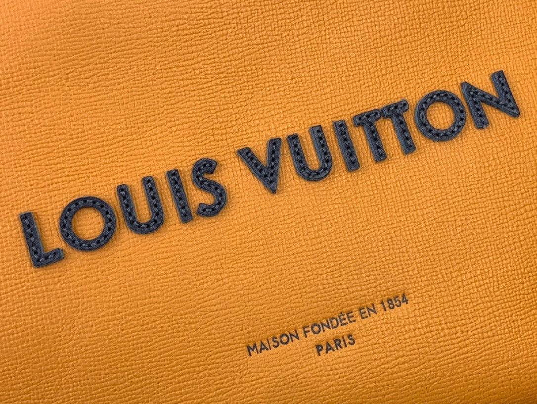 BOLD COLOR STRUCTURED TOTE