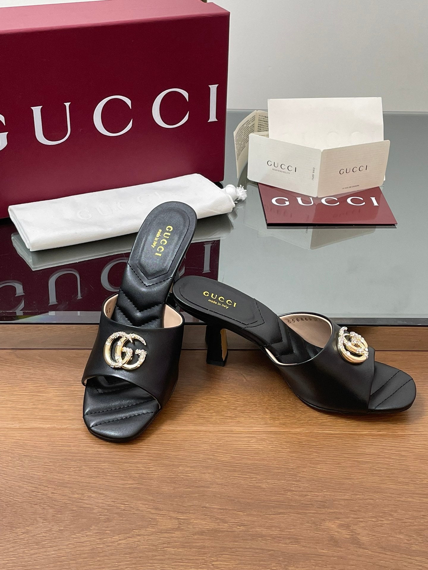 BLACK BLOCK HEEL SLIDES