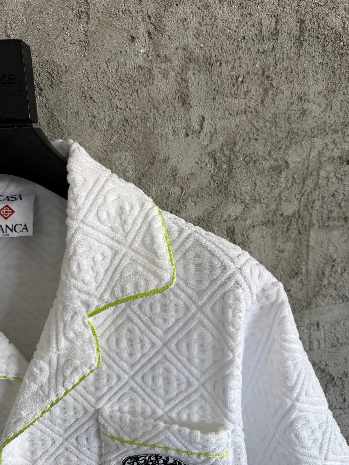 TEXTURED SHORT-SLEEVE SHIRT & SHORTS SET