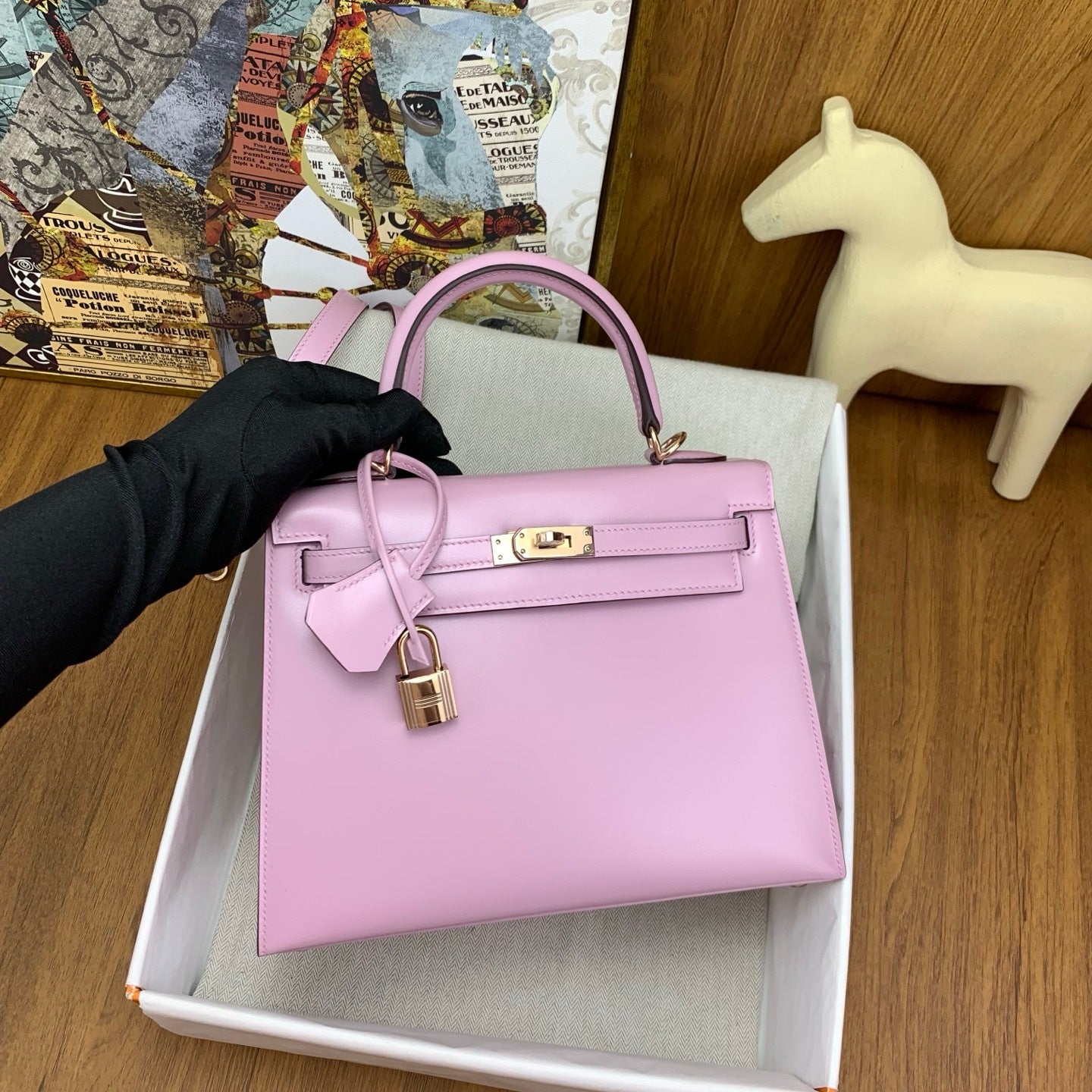LUXURY BLUSH PINK LEATHER TOP HANDLE MINI HANDBAG WITH GOLD HARDWARE
