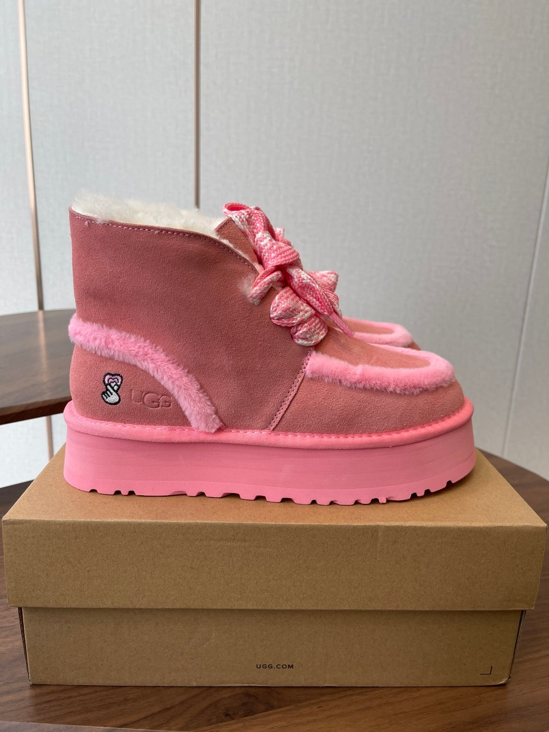 COZY PLATFORM ANKLE BOOTS – PINK