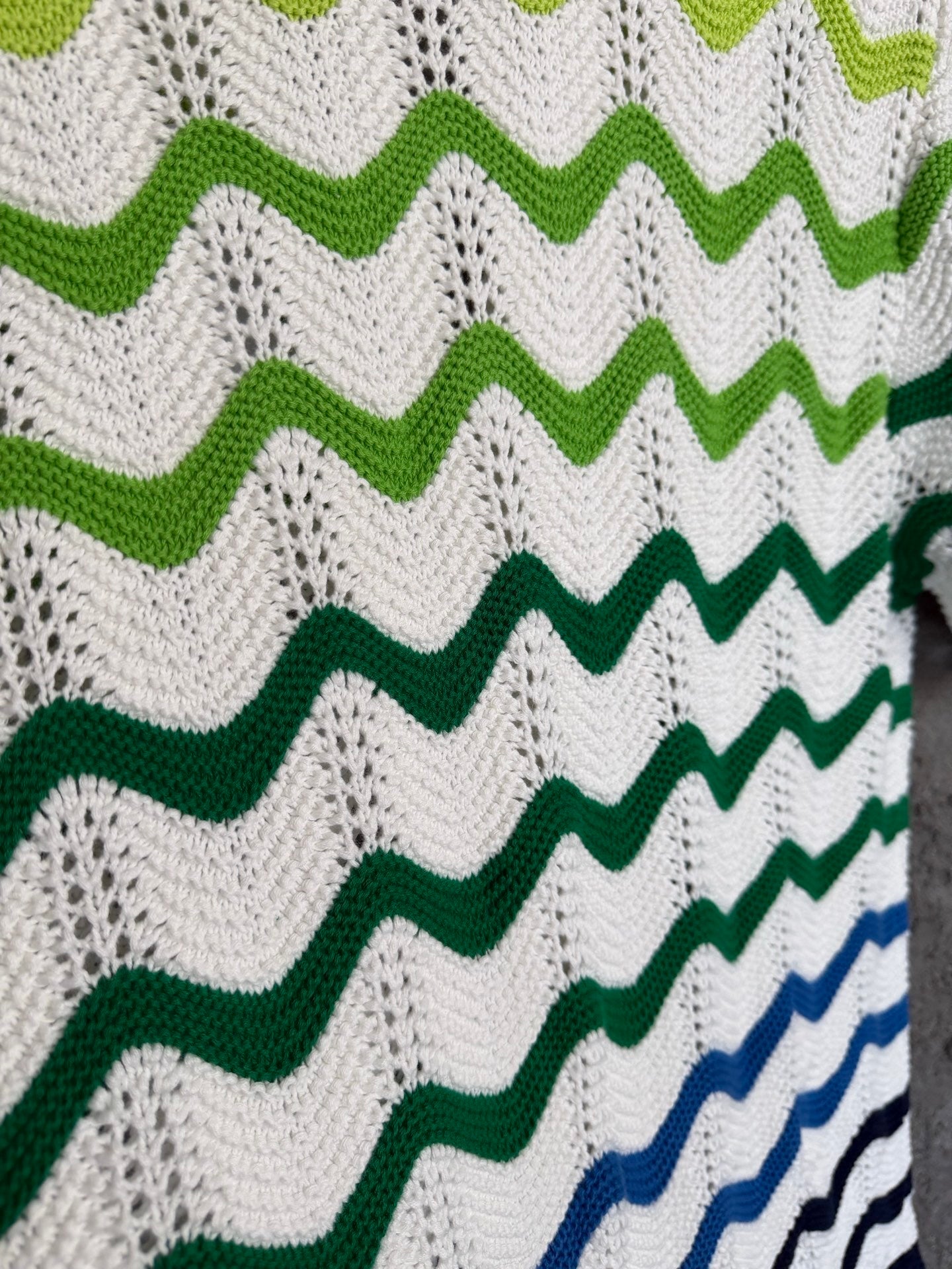 WAVE KNIT SHORT-SLEEVE SHIRT & SHORTS SET