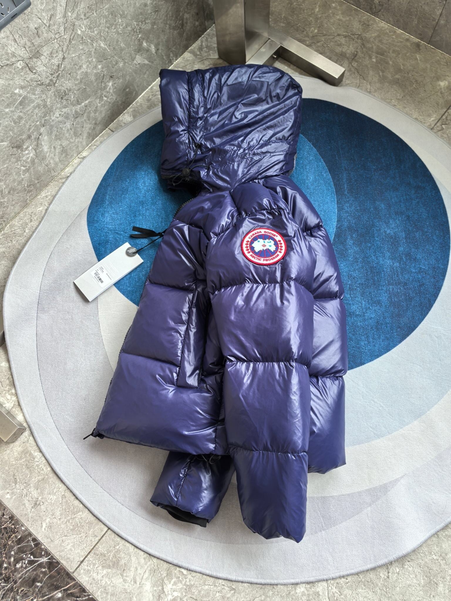 BLUE SHINY HOODED PUFFER JACKET