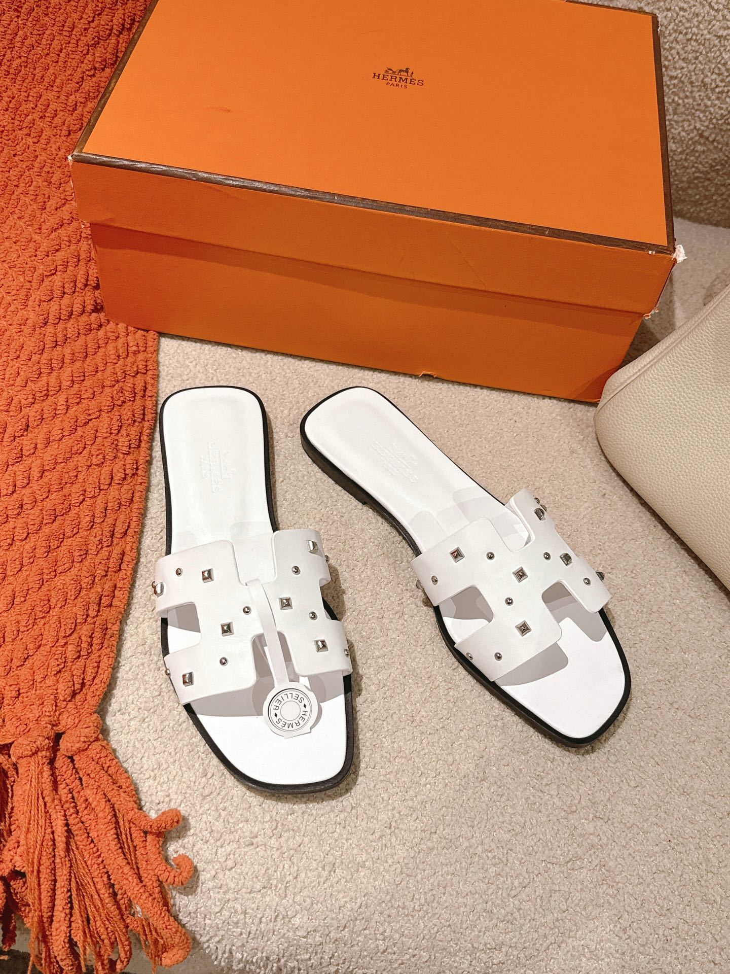 WHITE STUDDED LEATHER SLIDE SANDALS