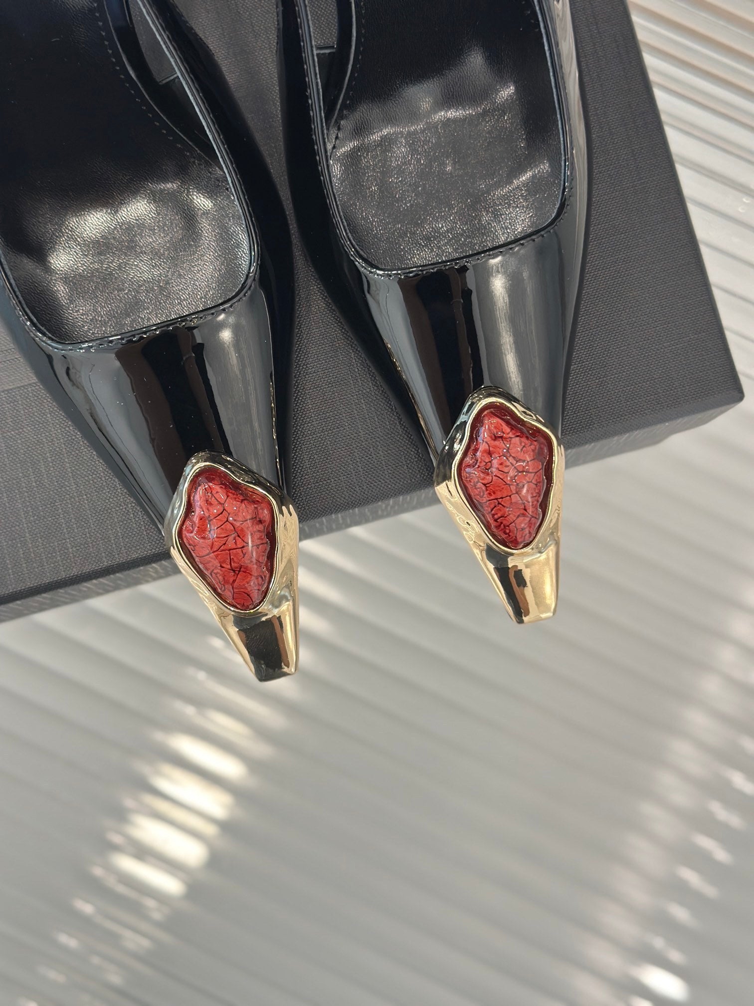 PATENT SLINGBACK HEEL PUMPS