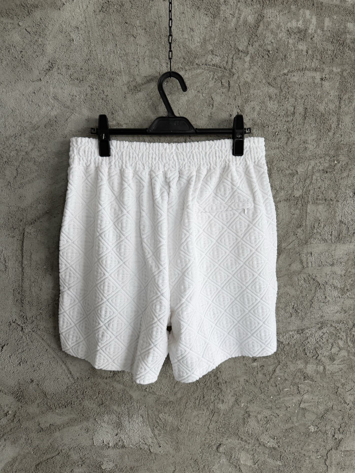 TEXTURED SHORT-SLEEVE SHIRT & SHORTS SET