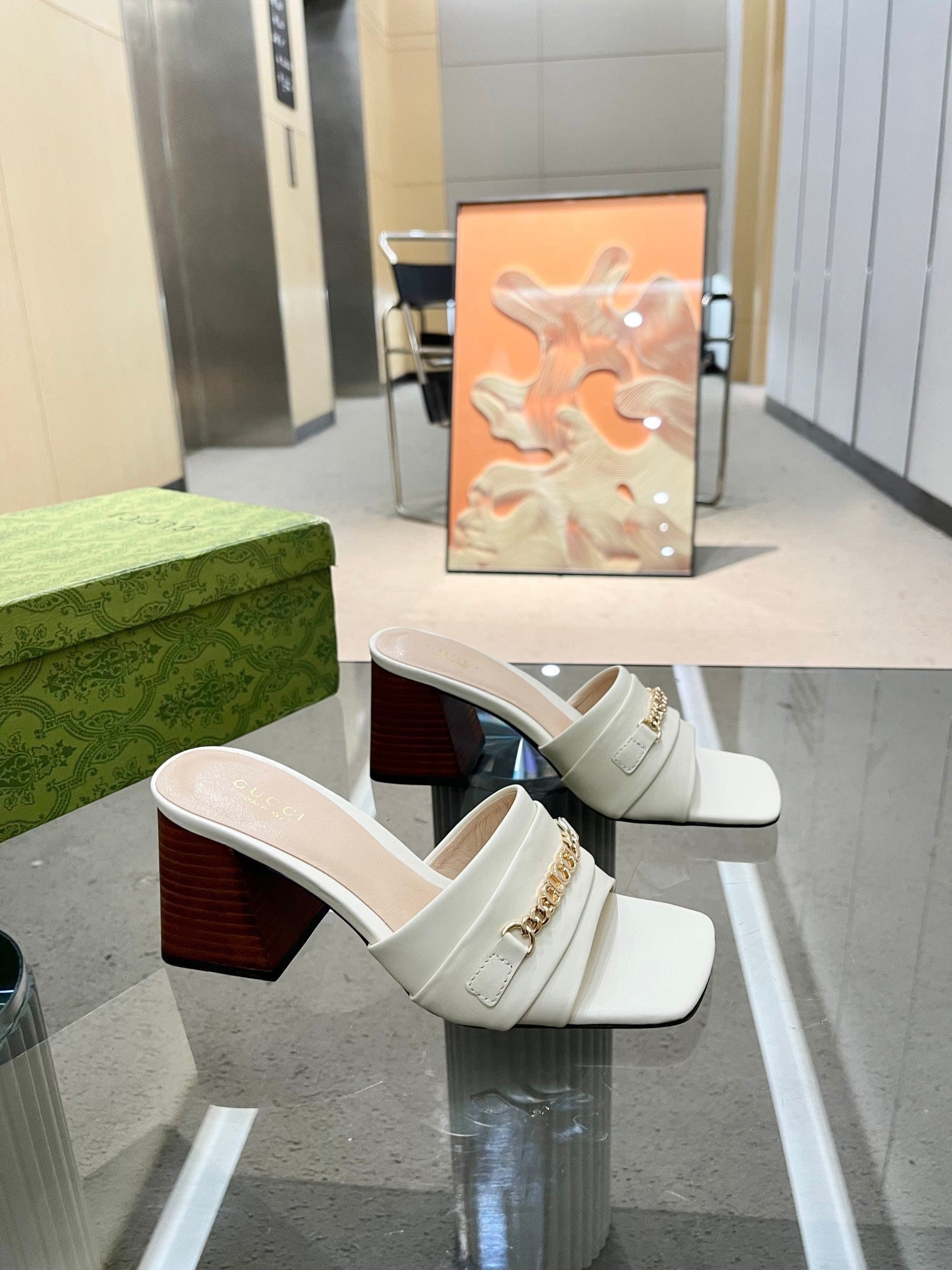 IVORY CHAIN DETAIL BLOCK HEEL MULES