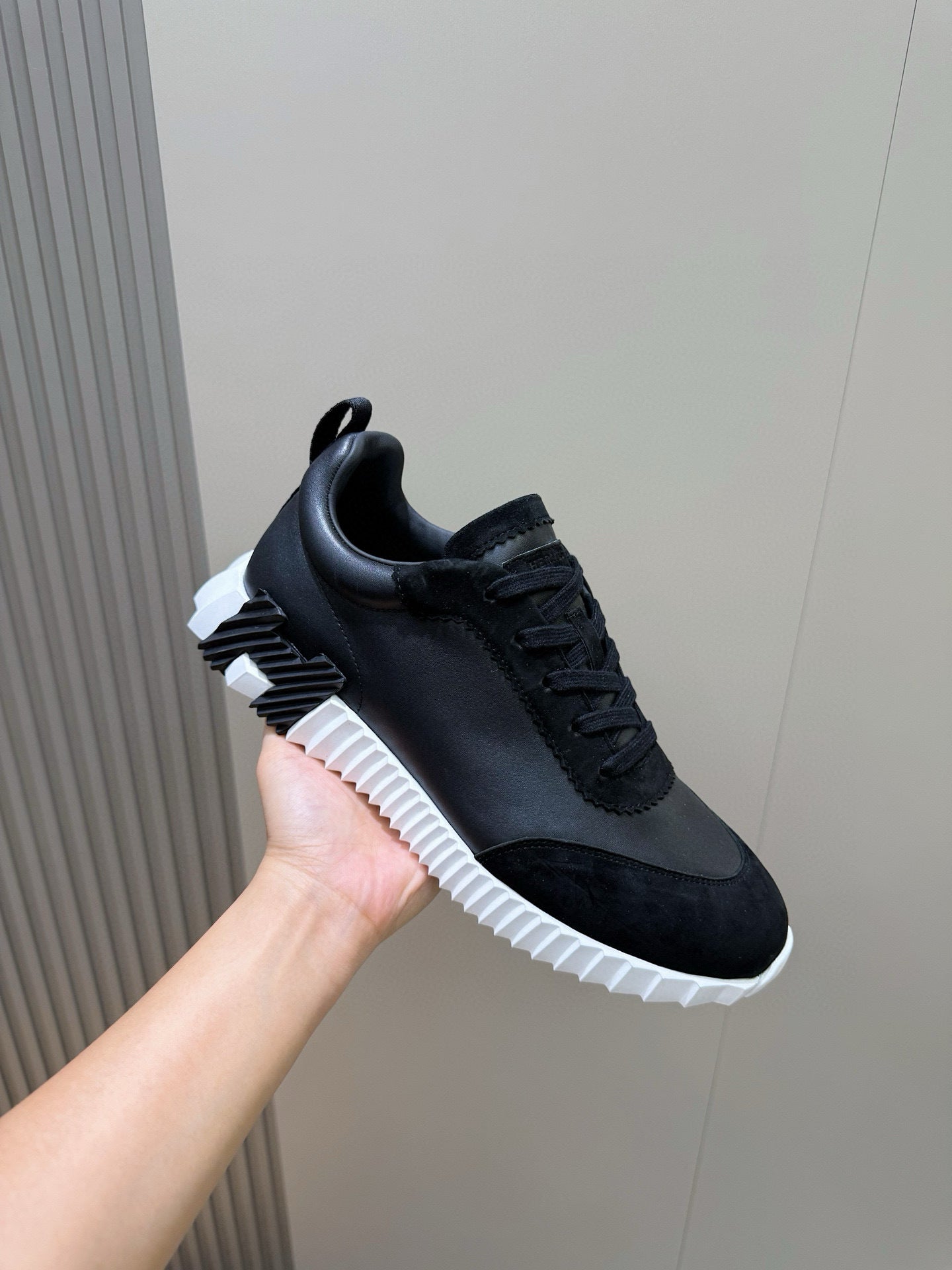 LUXURY BLACK LEATHER & SUEDE DESIGNER SNEAKERS