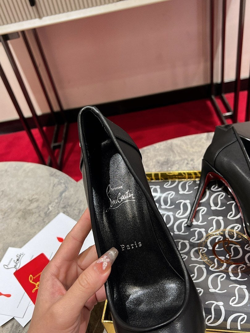 BLACK CLASSIC POINTED-TOE PUMPS