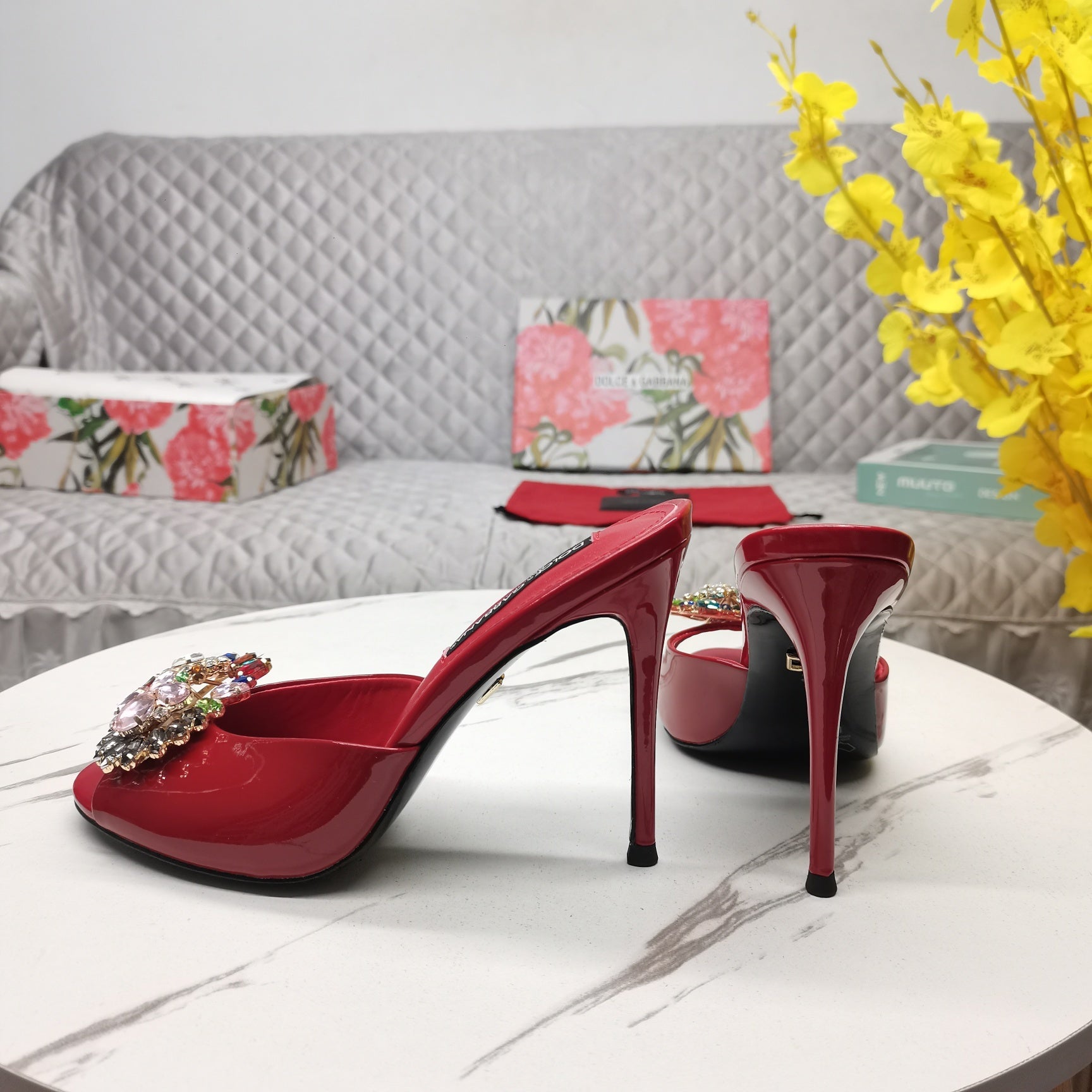 RED GLOSSY MULE HEEL SANDALS WITH MULTICOLOR CRYSTAL EMBELLISHMENT