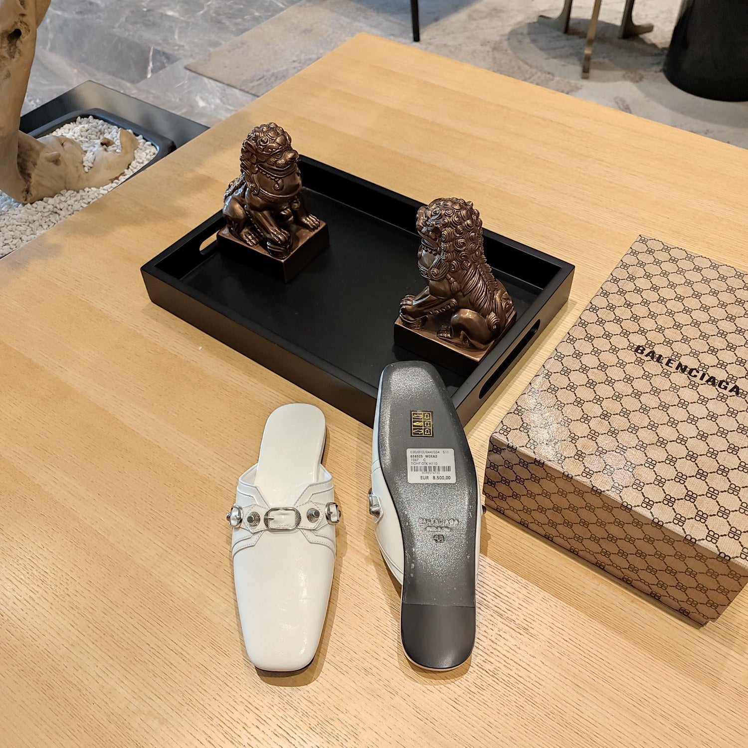 WHITE BUCKLE DETAIL FLAT MULES