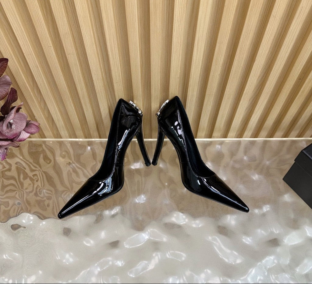 PATENT LEATHER POINTED-TOE STILETTO PUMPS – CLASSIC BLACK EDITION
