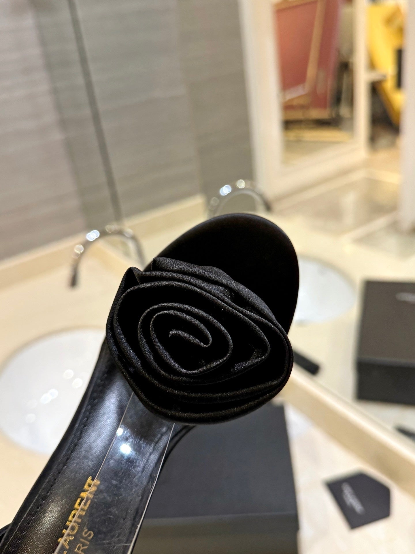BLACK ROSE DETAIL HIGH HEEL SANDALS