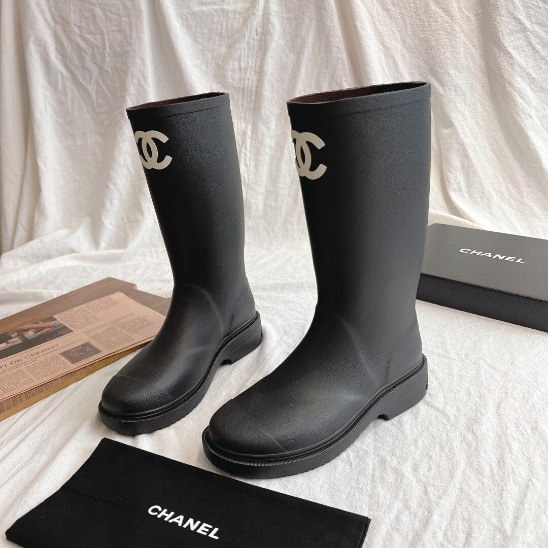 CLASSIC BLACK LOGO RUBBER BOOTS