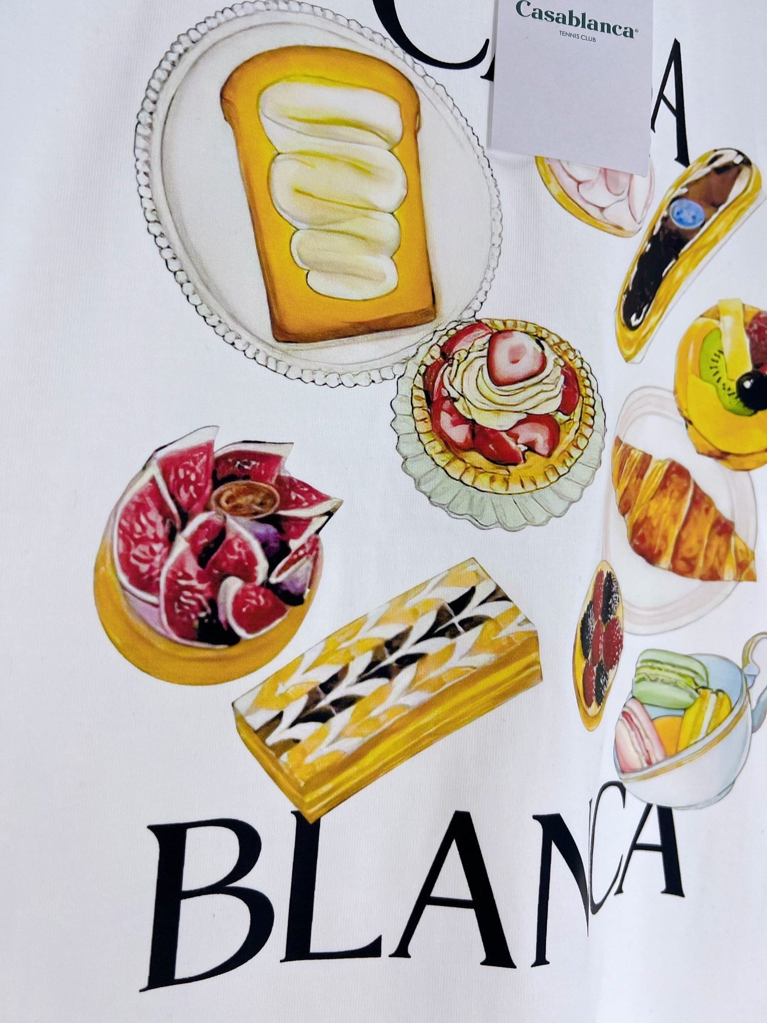 PASTRY GRAPHIC T-SHIRT