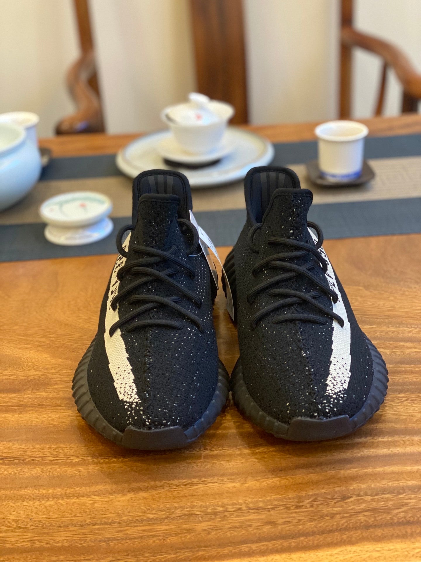 UNISEX KNIT LOW-TOP CASUAL SNEAKERS