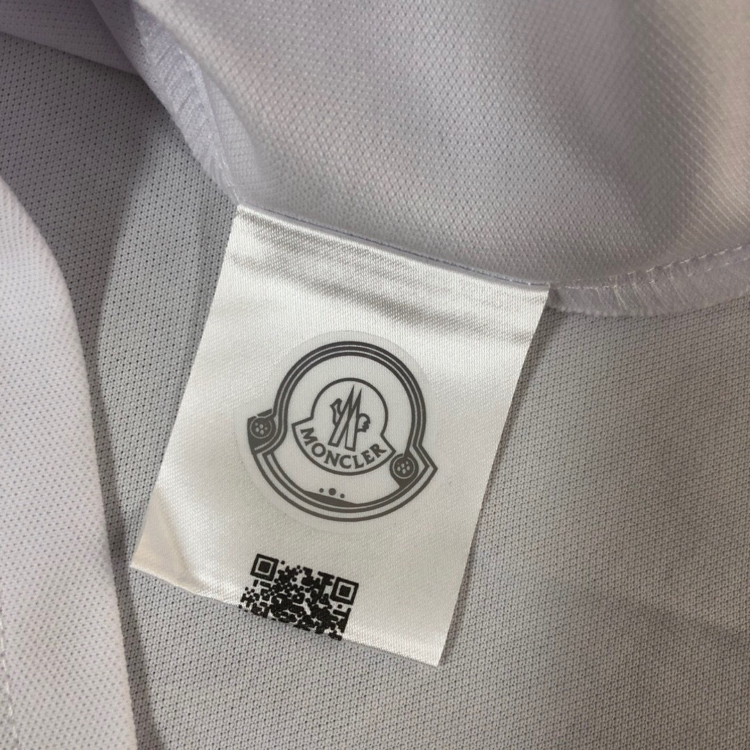 CLASSIC WHITE STRIPE TRIM LOGO POLO SHIRT