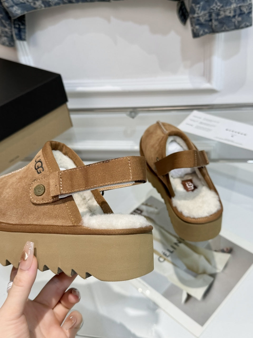 WOMEN’S PLATFORM SHEARLING SLIP-ON CLOGS