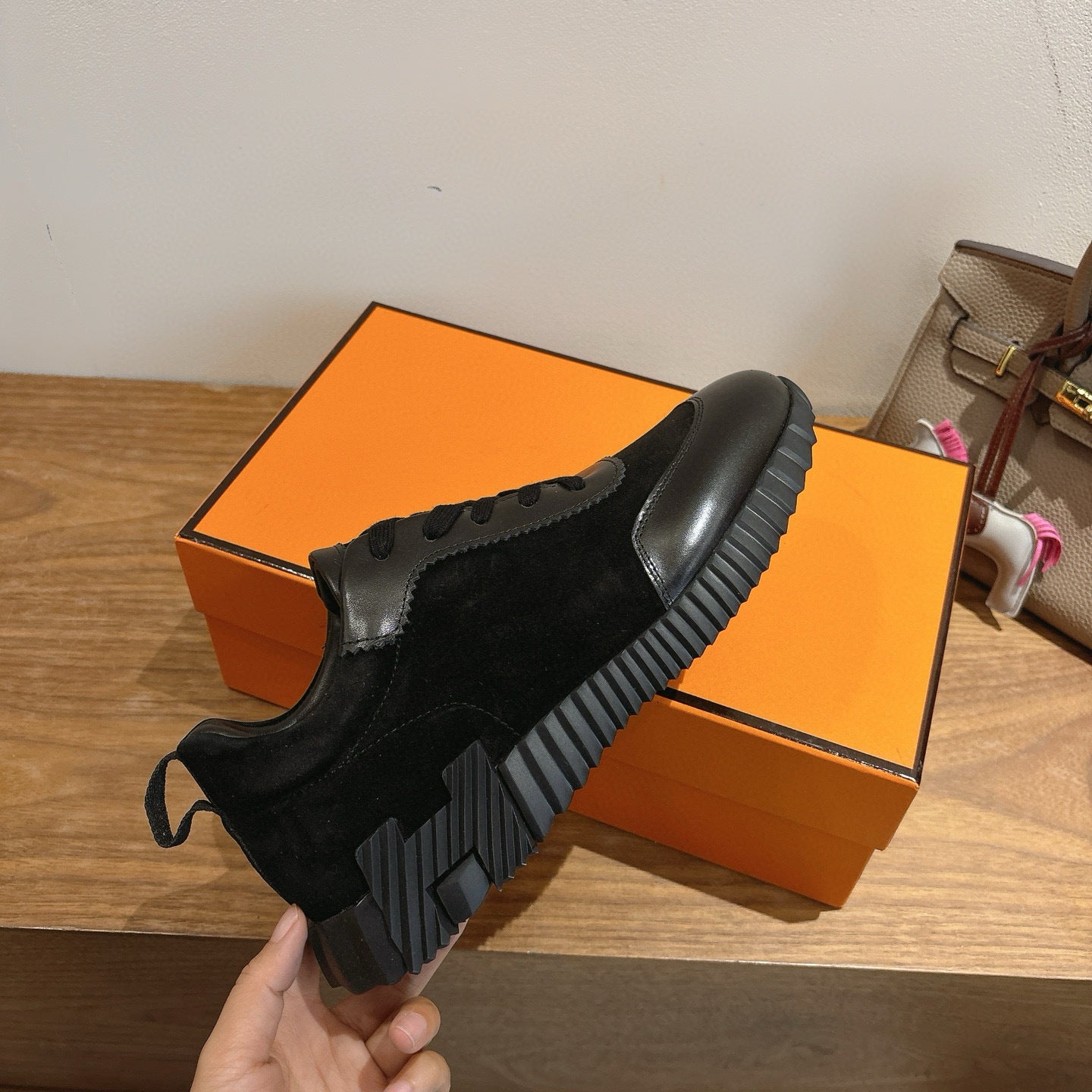 BLACK LEATHER & SUEDE LOW-TOP SNEAKERS