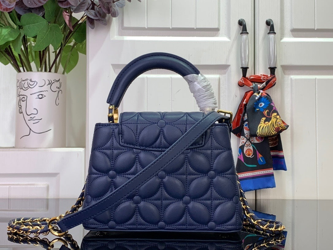 QUILTED TOP HANDLE BAG