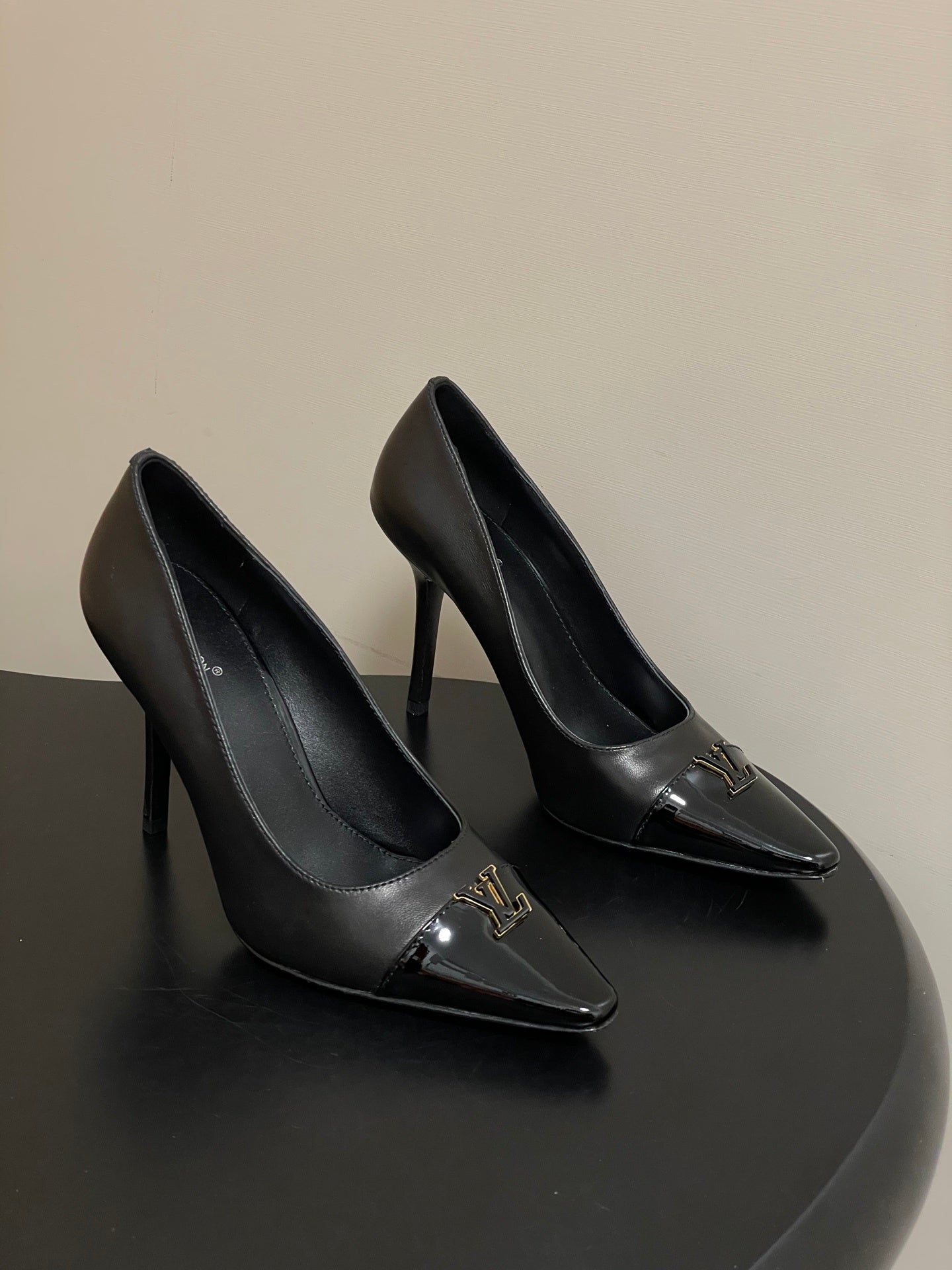 BLACK POINTED TOE LOGO STILETTO HEELS