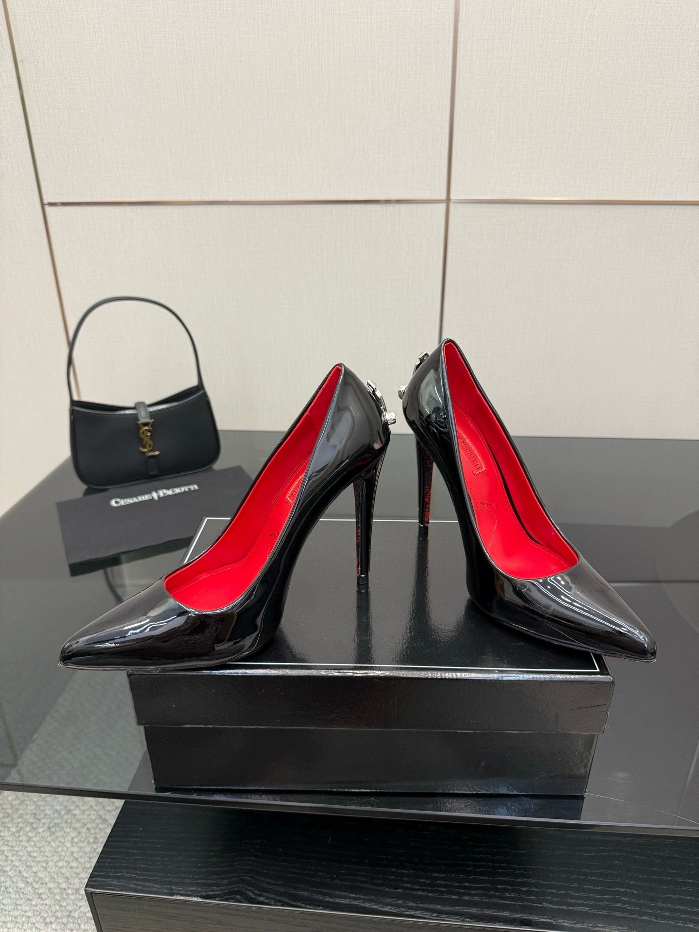 METALLIC DAGGER STILETTO PUMPS – BLACK PATENT EDITION
