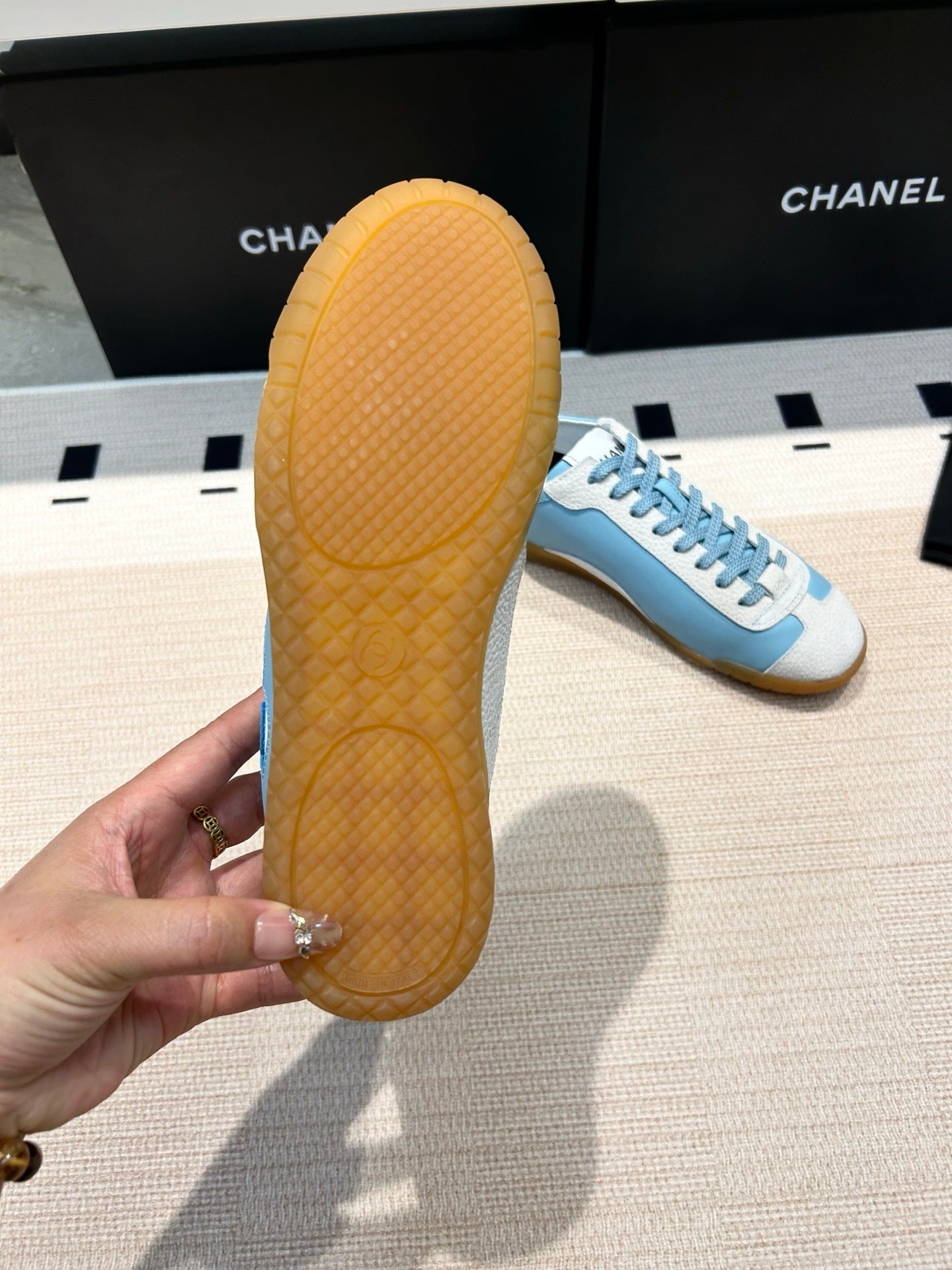 LOGO PANEL LOW-TOP SNEAKERS