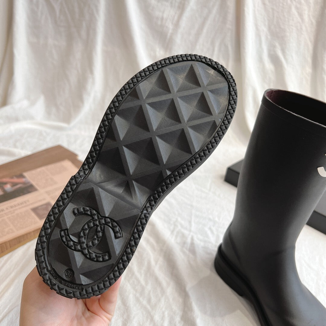 CLASSIC BLACK LOGO RUBBER BOOTS