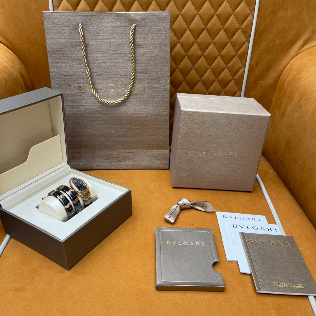 LUXURY SERPENT WATCH – GOLD & BLACK EDITION
