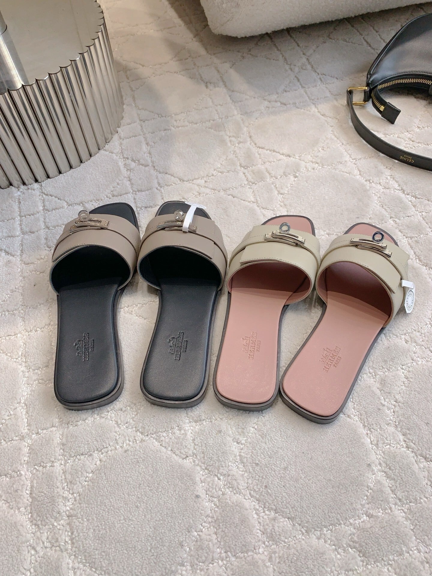 NEUTRAL TONE FLAT SANDALS WITH MODERN METAL HARDWARE