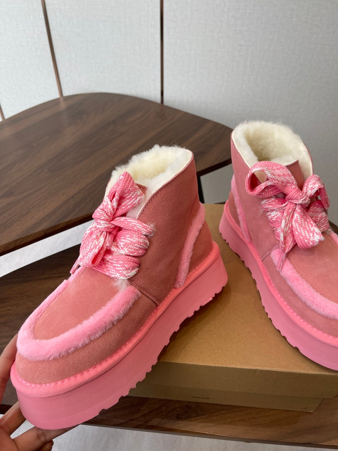 COZY PLATFORM ANKLE BOOTS – PINK