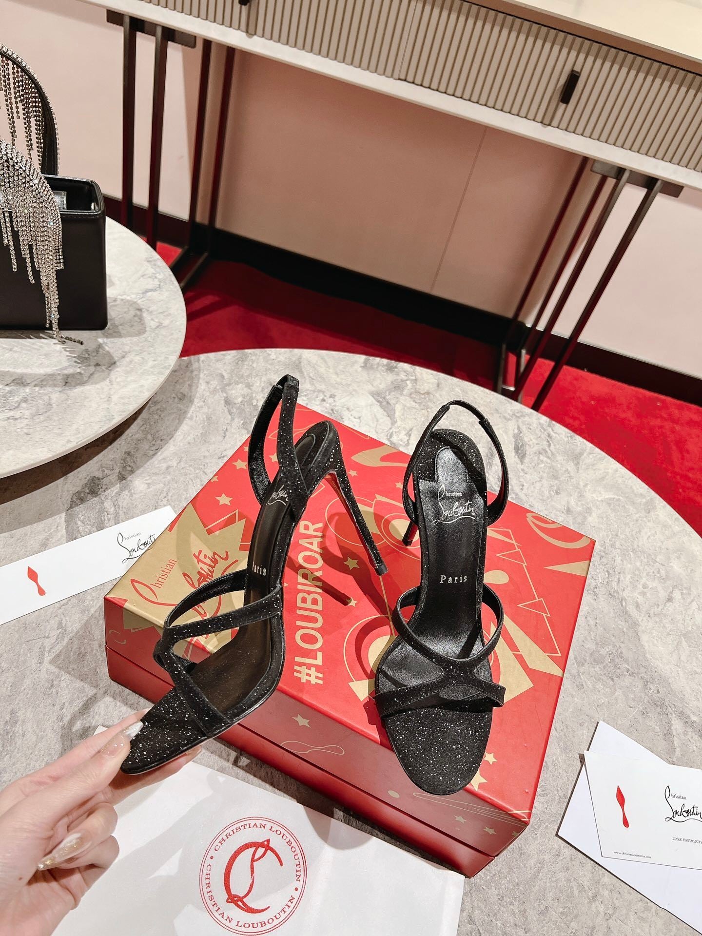 BLACK GLITTER STRAP SANDAL HEELS