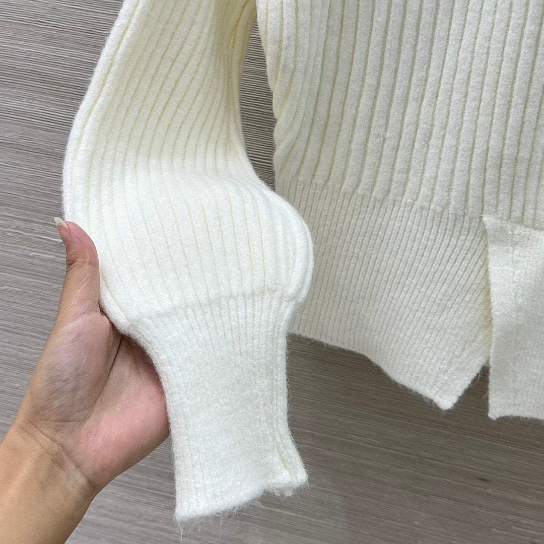 RIBBED V-NECK KNIT SWEATER